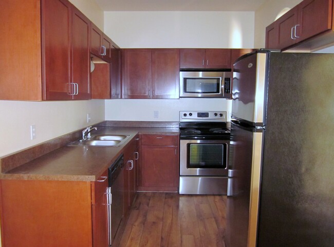 Building Photo - 143B Bluejay Blvd