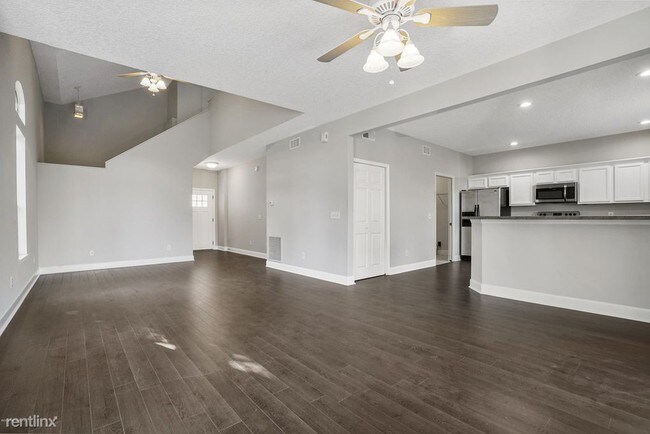 Foto del edificio - 3 br, 2 bath House - 3306 Lewis Speedway