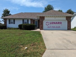 Building Photo - 2861 Grant Ave