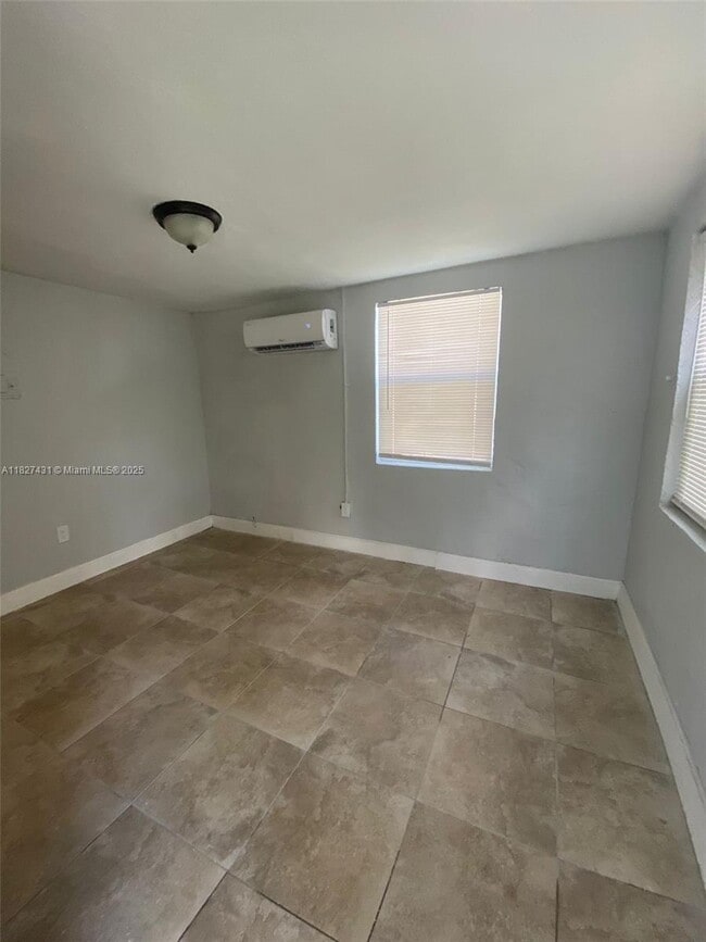 Building Photo - 1 bedroom in Miami FL 33161