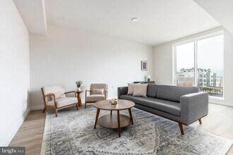 Building Photo - 1130 N Delaware Ave