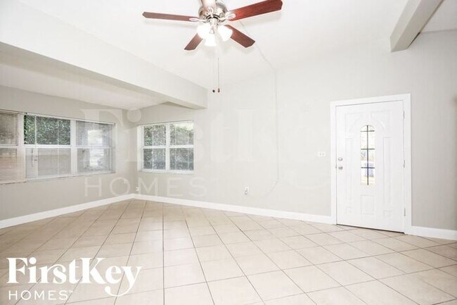 Foto del edificio - 3481 SW 20th St