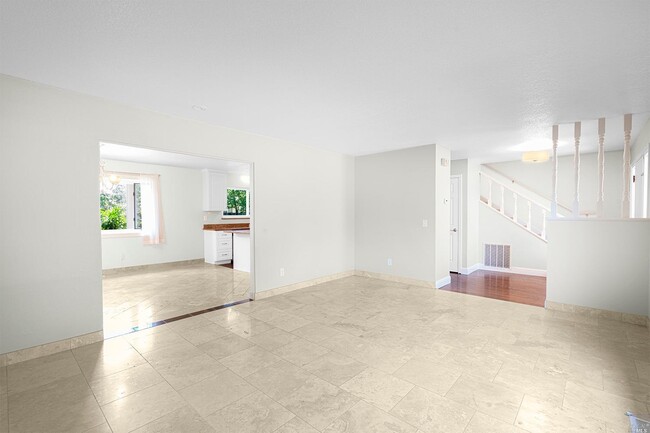 Building Photo - 2524 Washoe Ct