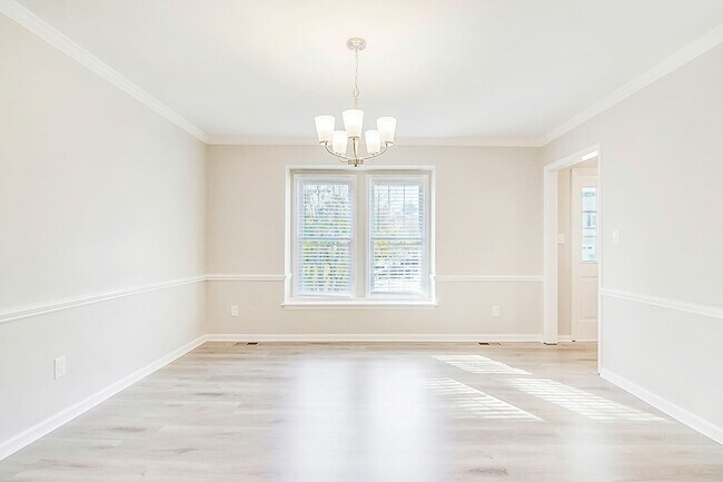 Building Photo - 7404 Pennsylvania Ct