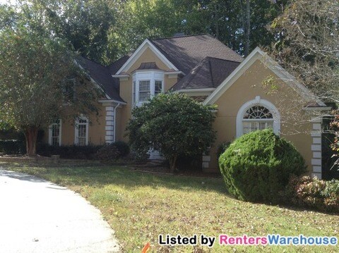Building Photo - 1426 Waterford Green Dr