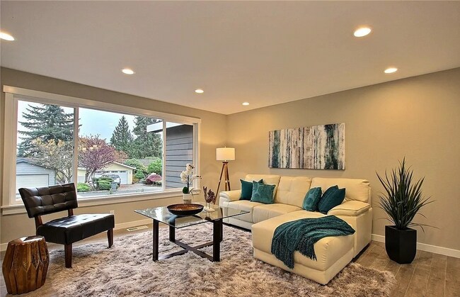 Foto del edificio - 1415 175th Pl NE