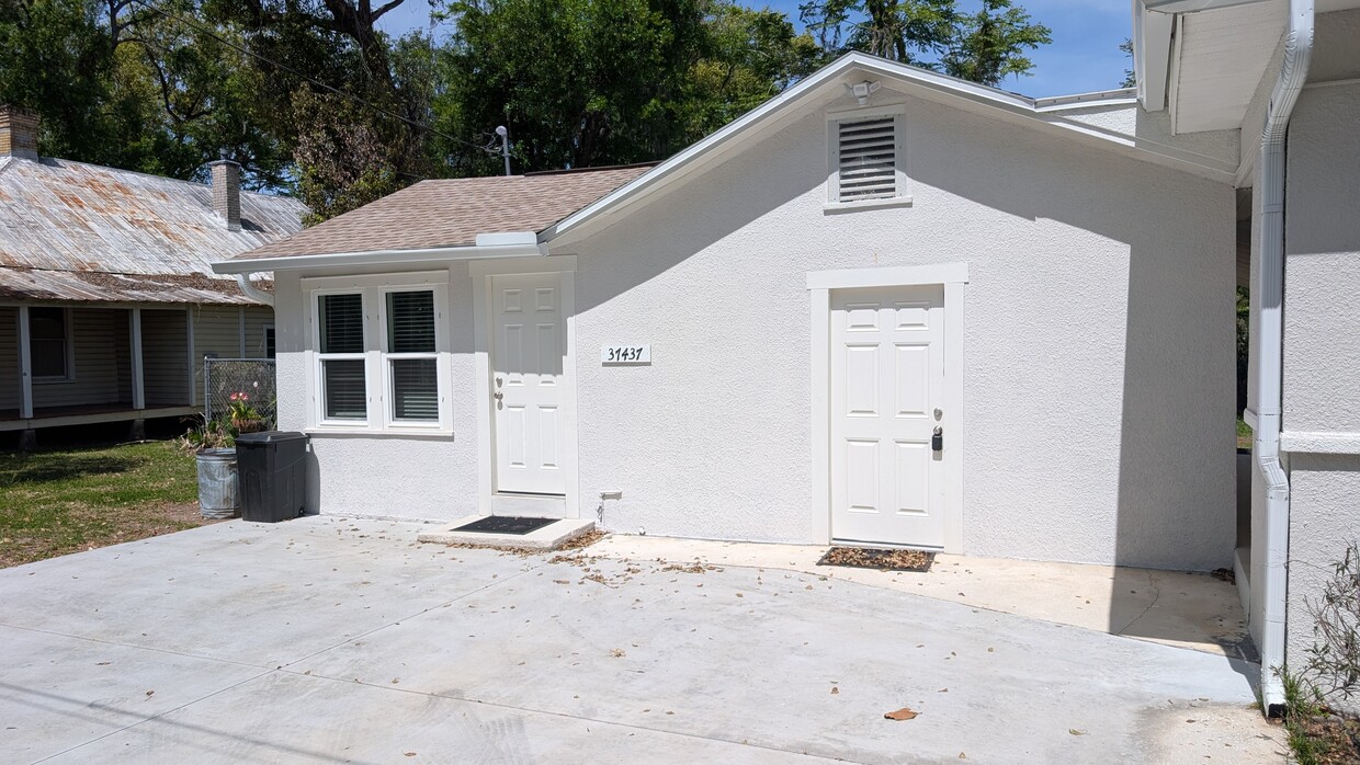 Foto principal - 37437 Magnolia Ave