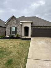 Building Photo - 116 Cessna Dr