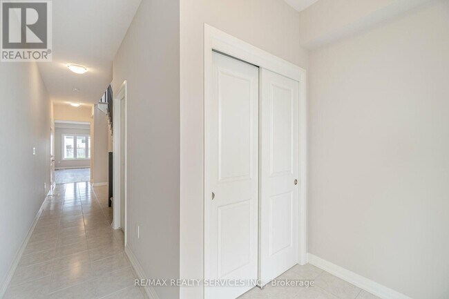 Building Photo - 7310 Marvel Dr