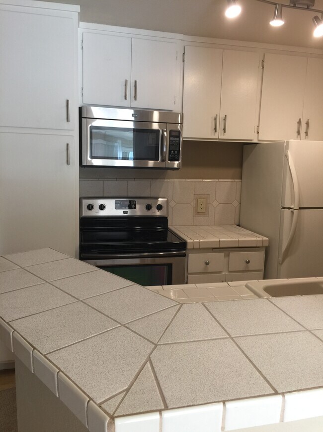 kitchen - 610 The Village