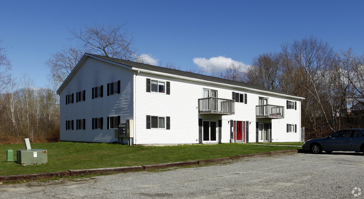 Primary Photo - 681-689 Lisbon Rd