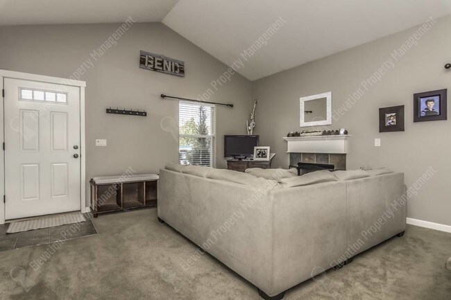 Building Photo - 20687 Beaumont Dr