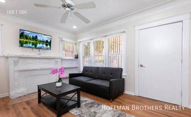 Foto del edificio - 1161 W 38th St