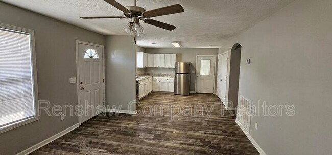 Foto del edificio - 487 Dana St