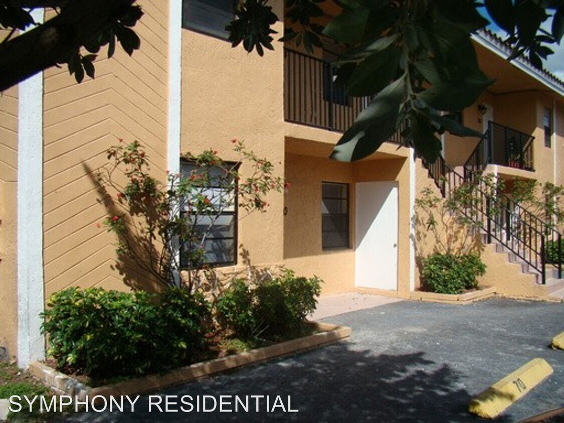 Foto principal - 4170-4178 NW 114th Ave