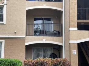 Building Photo - 160 SW 117th Terrace