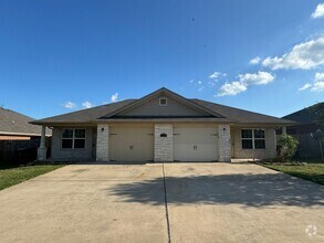 Building Photo - 523 Kacie Dr
