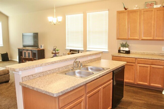 Building Photo - 11053 Patriot Ct