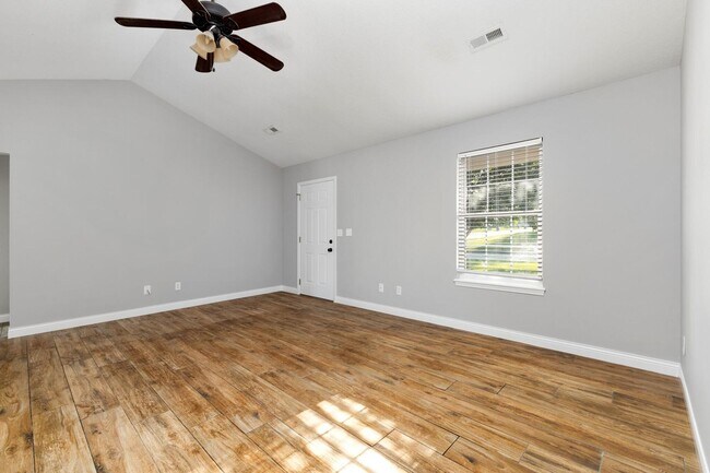 Foto del edificio - 607 Winterway Dr.
