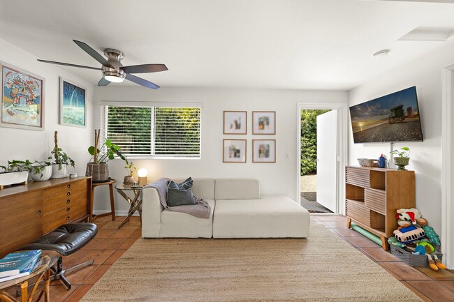 Foto del edificio - 20451 Sun Valley Dr