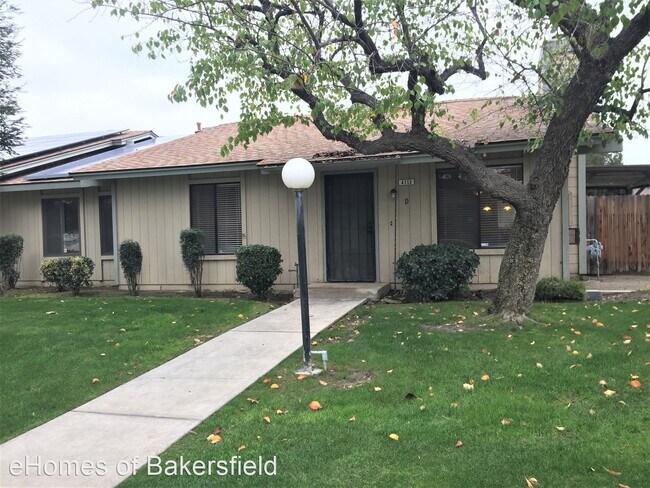 Foto del edificio - 2 br, 2 bath House - 4113 Planz Rd Unit D