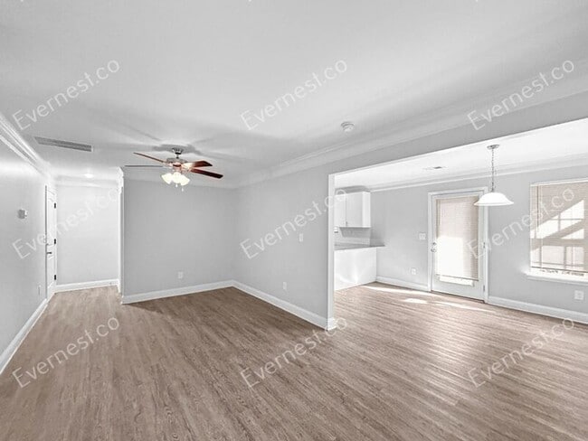 Building Photo - 5324 Hanover St