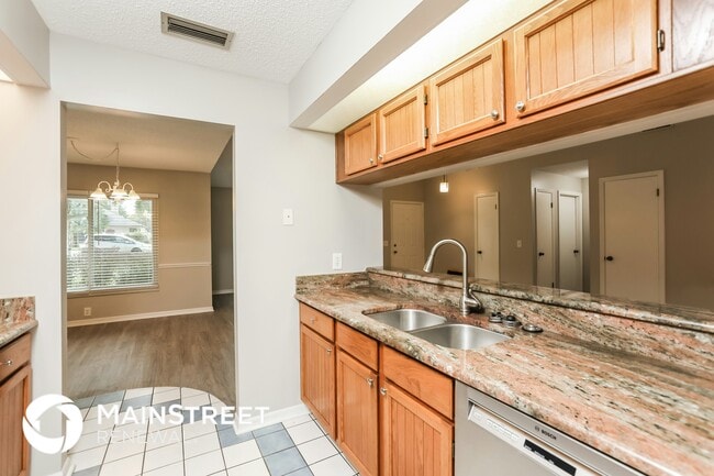 Foto del edificio - 12823 Anderson Hill Rd