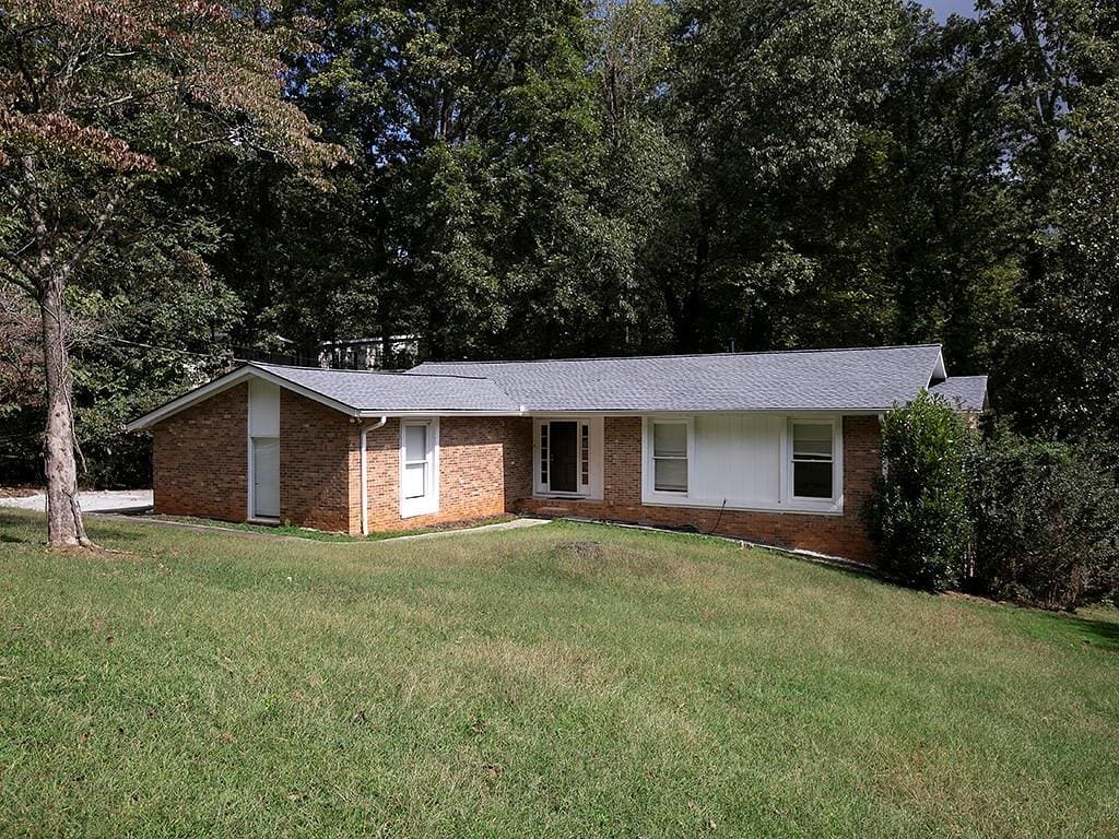 Primary Photo - 581 Autumn Ln