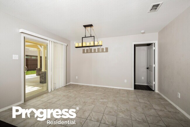 Building Photo - 7508 Lake Vista Way