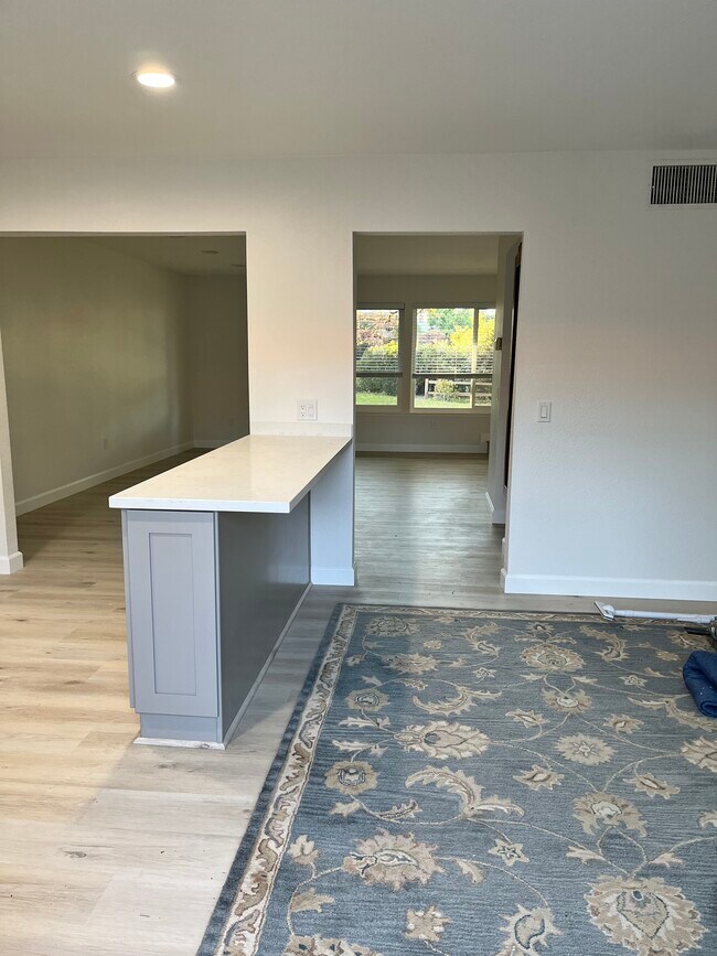 2708 Via Roberto Unit 2708, Carlsbad, CA 92010 Condo for Rent in