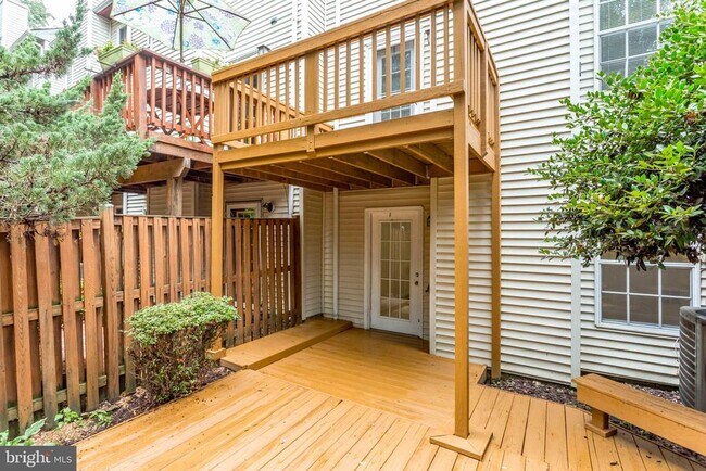 Building Photo - 6013 Crocus Ct