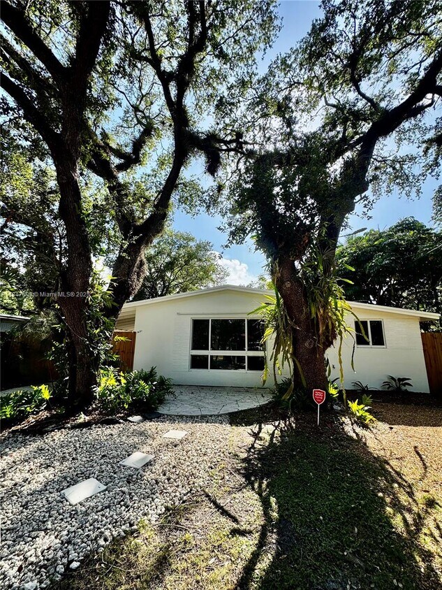 Foto principal - 1601 SW 20th Ave
