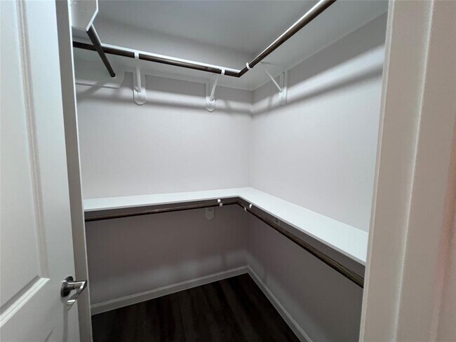 Foto del edificio - 15538 Towerwood Dr