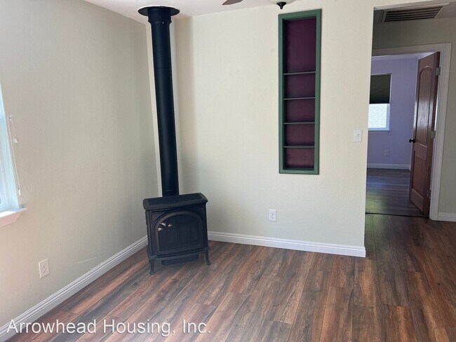 Foto del edificio - 2 br, 1 bath House - 2920 Bedford Ave