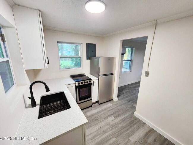 Foto del edificio - 2750 Glen Mawr Rd