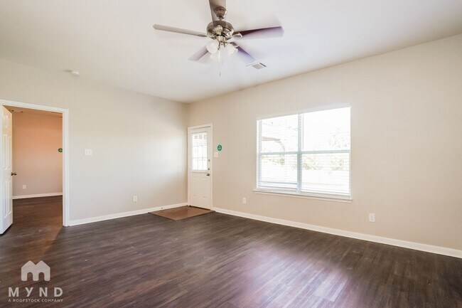 Building Photo - 28846 Llano River Loop
