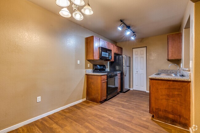 2 BR, 2 BA (Classic) - 961 SF - Solevita Apartment Homes