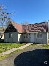 Building Photo - 73225 Delphi St