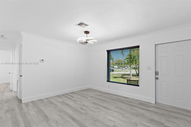 Foto del edificio - 1708 NW 58th Ave