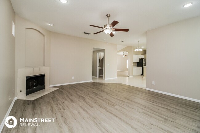 Building Photo - 6405 Cherry Grove Cir