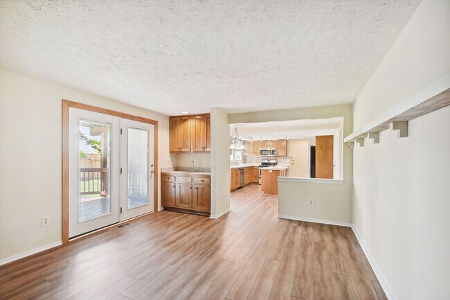 Photo - 1402 Kingstream Dr House