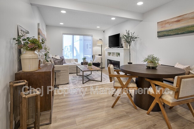 Building Photo - 1203-1163 163 St SW