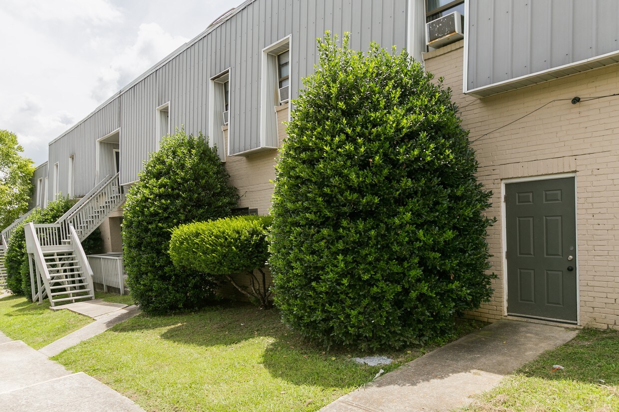 front side of complex - Resurgence Tennessee