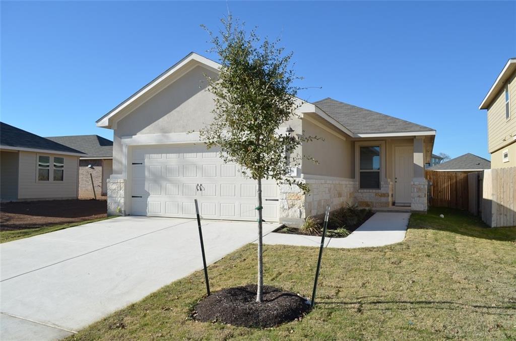 Foto principal - 148 McFarland St