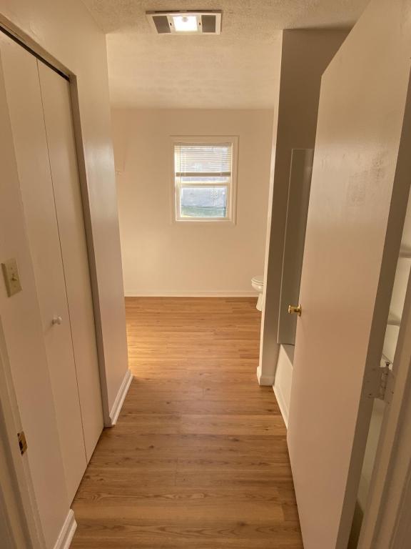 Foto del edificio - 706 Sizemore Dr