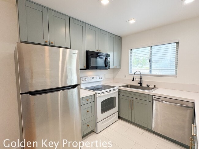 Building Photo - Welcome to your new coastal retreat in Oce...