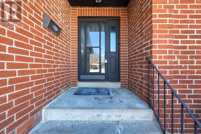 Building Photo - 170 Harrison Dr