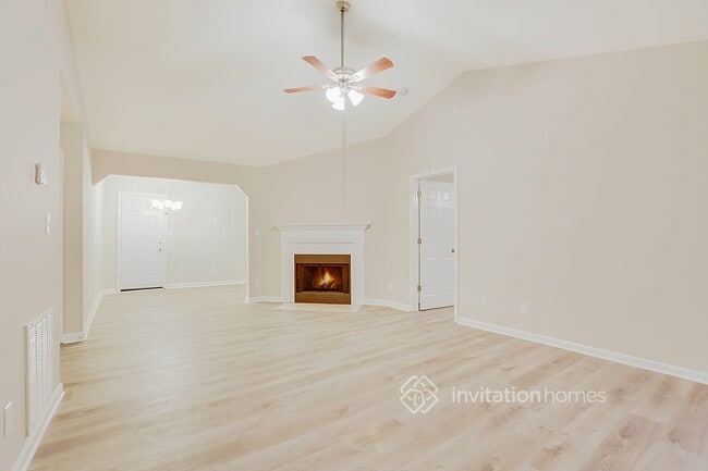 Building Photo - 2960 Garnet Way