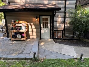 Building Photo - 157 Brewer Rd