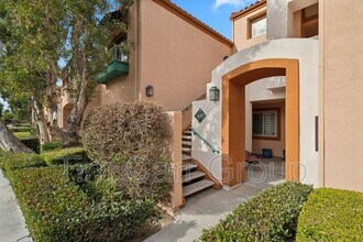 Building Photo - 440 Villa Point Dr